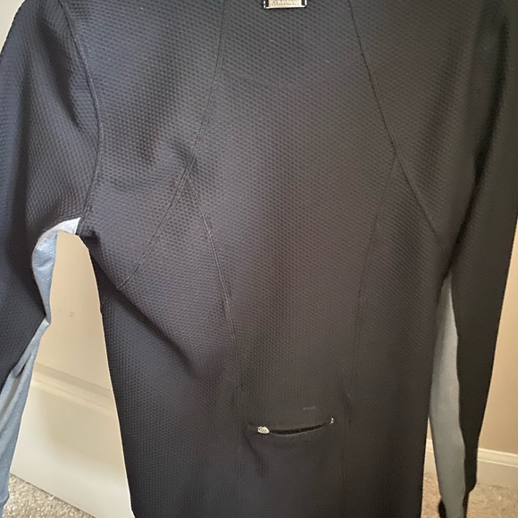 Nine West Zip Jacket. Sz M - Picture 5 of 5